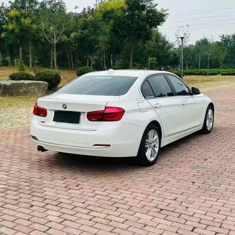 青岛17年宝马3系8