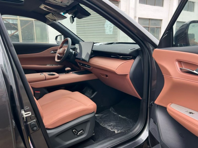 盐城25年长安汽车UNI6