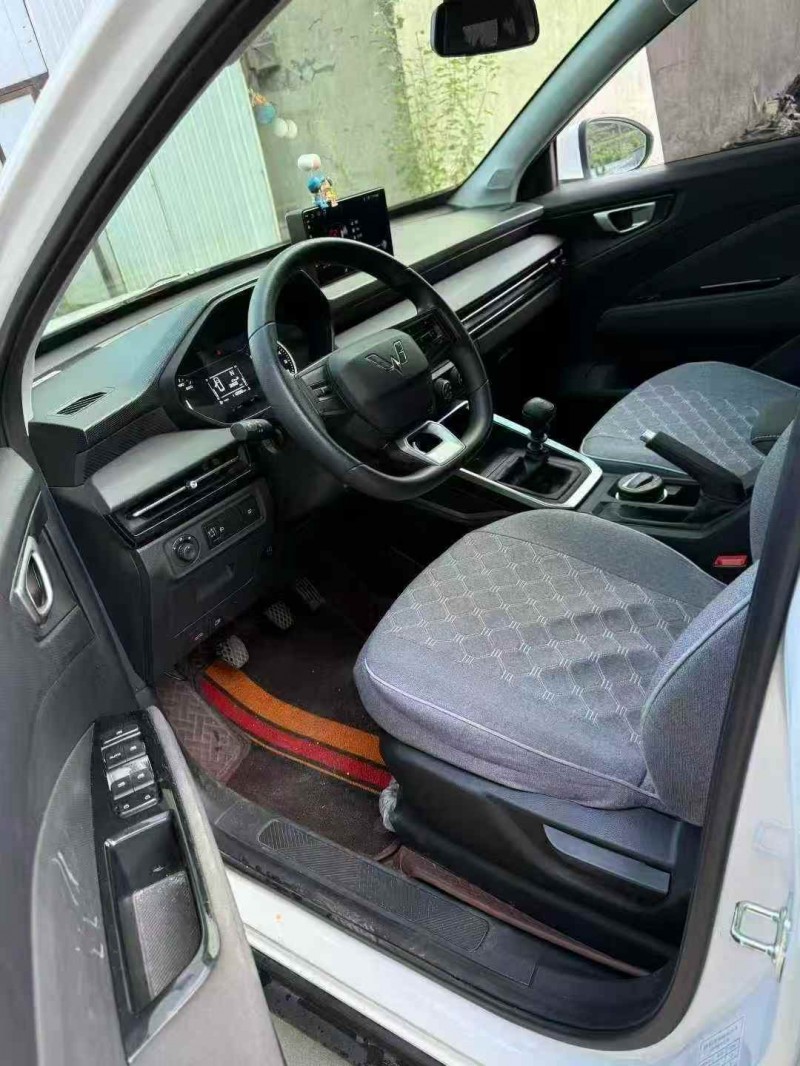 保定24年五菱汽车星驰4