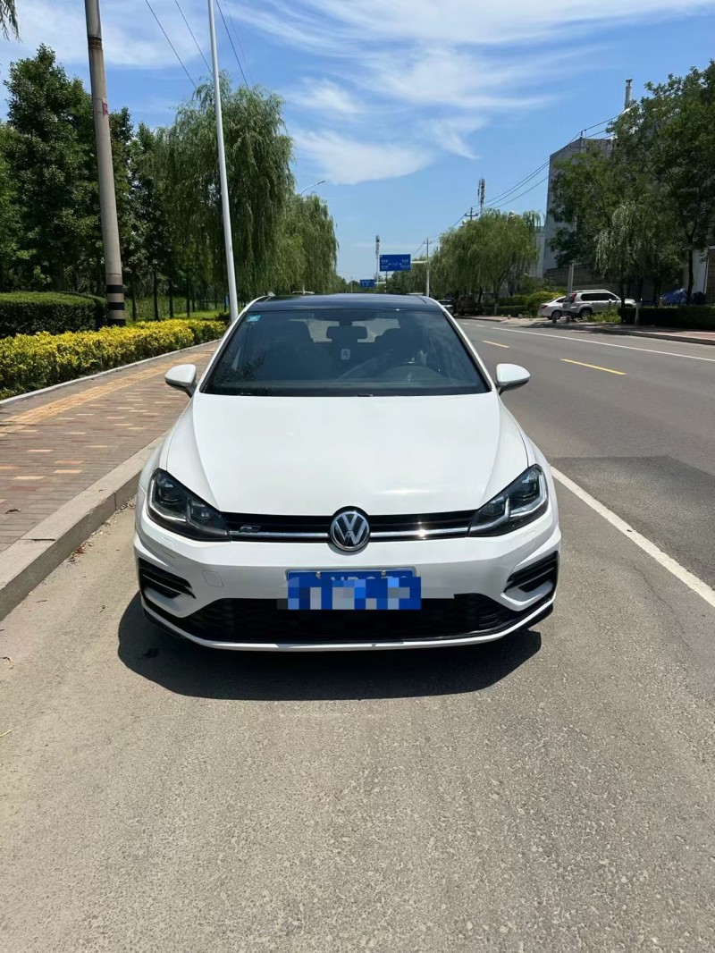 青岛20年大众高尔夫1