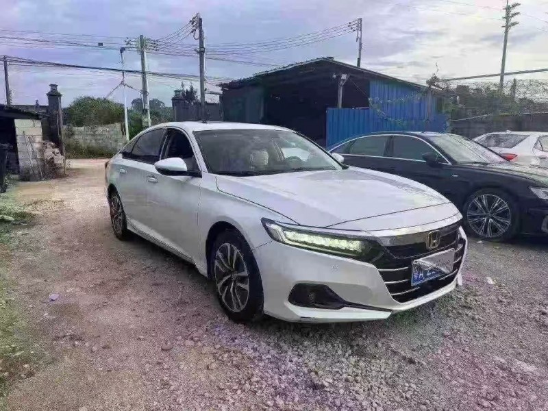 广州22年本田雅阁3