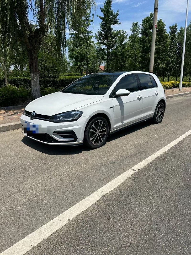 青岛20年大众高尔夫3