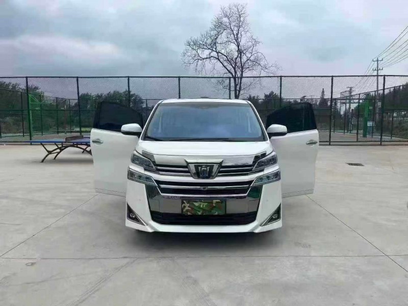 徐州22年丰田威尔法7