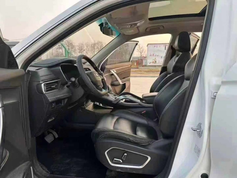 徐州19年吉利博越3