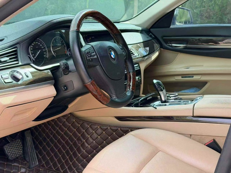 银川13年宝马7系5