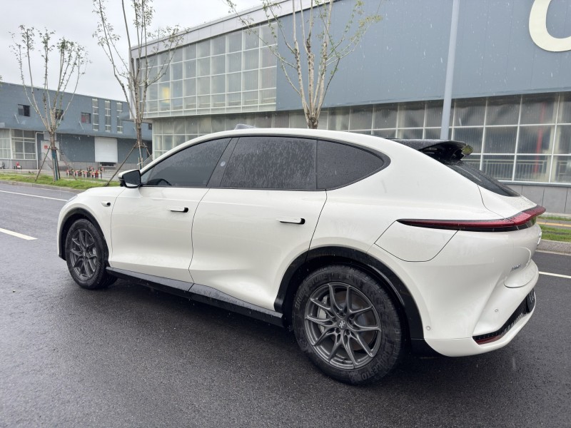 盐城25年智己LS74