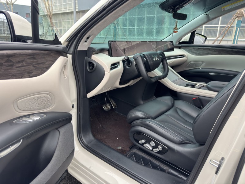 盐城25年智己LS76