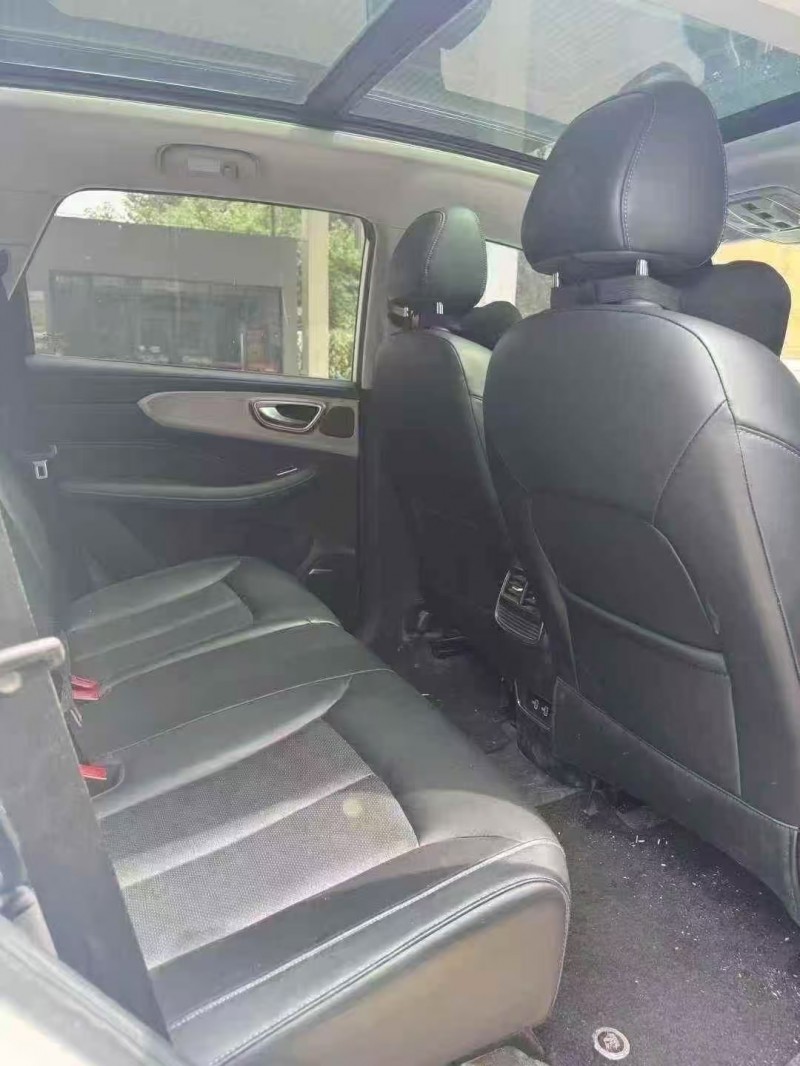 菏泽20年荣威RX56