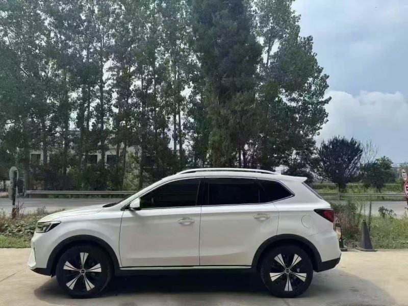 菏泽20年荣威RX57