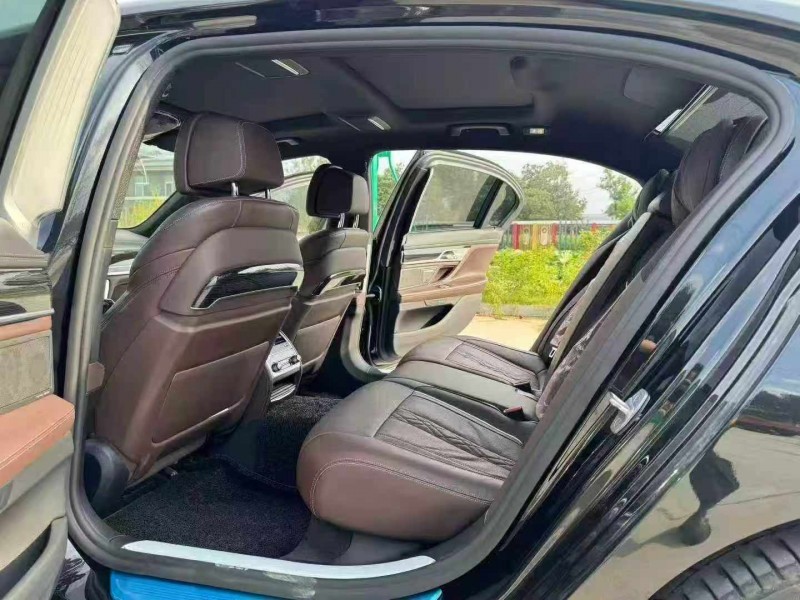 徐州21年宝马7系7