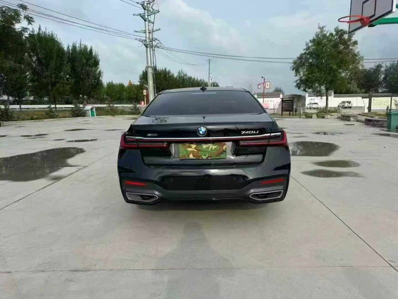 徐州21年宝马7系9
