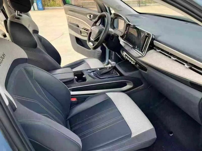 徐州20年宝骏rm56