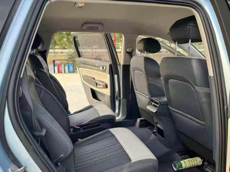 徐州20年宝骏rm57