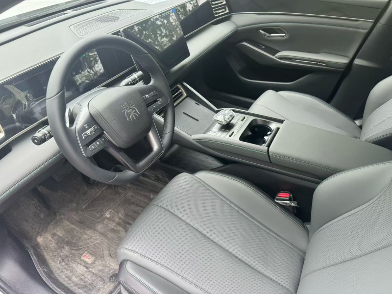 滨州25年比亚迪秦4