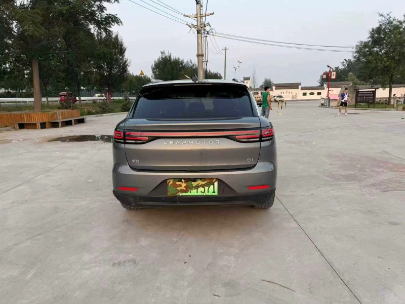 徐州22年零跑汽车C119