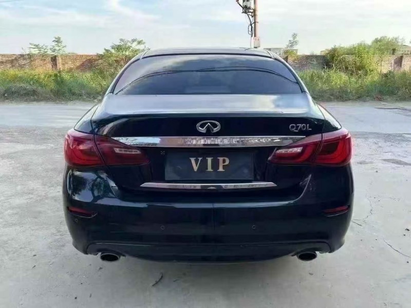 菏泽17年英菲尼迪Q709