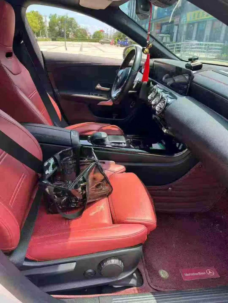 鹰潭20年奔驰CLA4