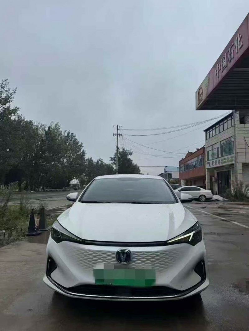 菏泽23年长安汽车逸动1