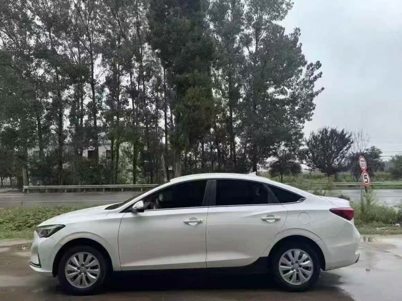 菏泽23年长安汽车逸动7