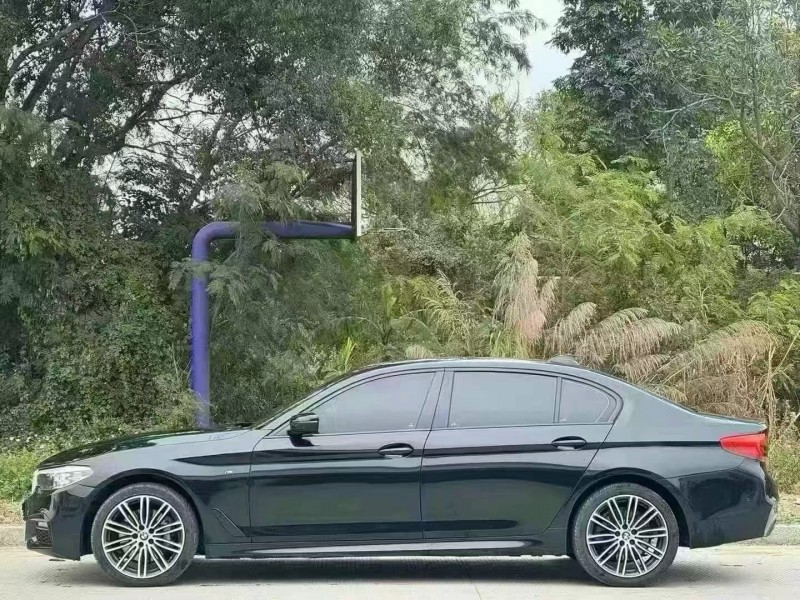 汕头18年宝马5系3