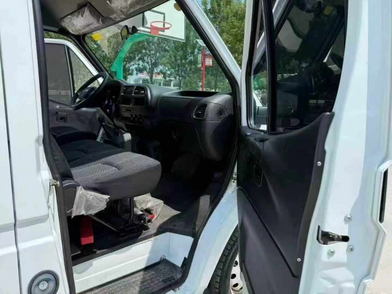 徐州23年江铃特顺5