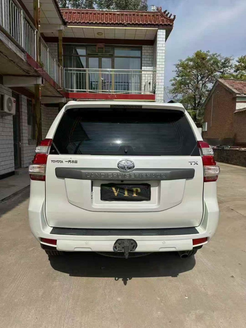 张家口16年丰田普拉多8