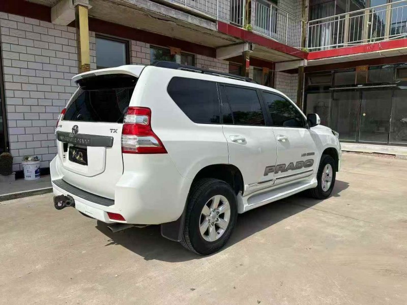 张家口16年丰田普拉多9