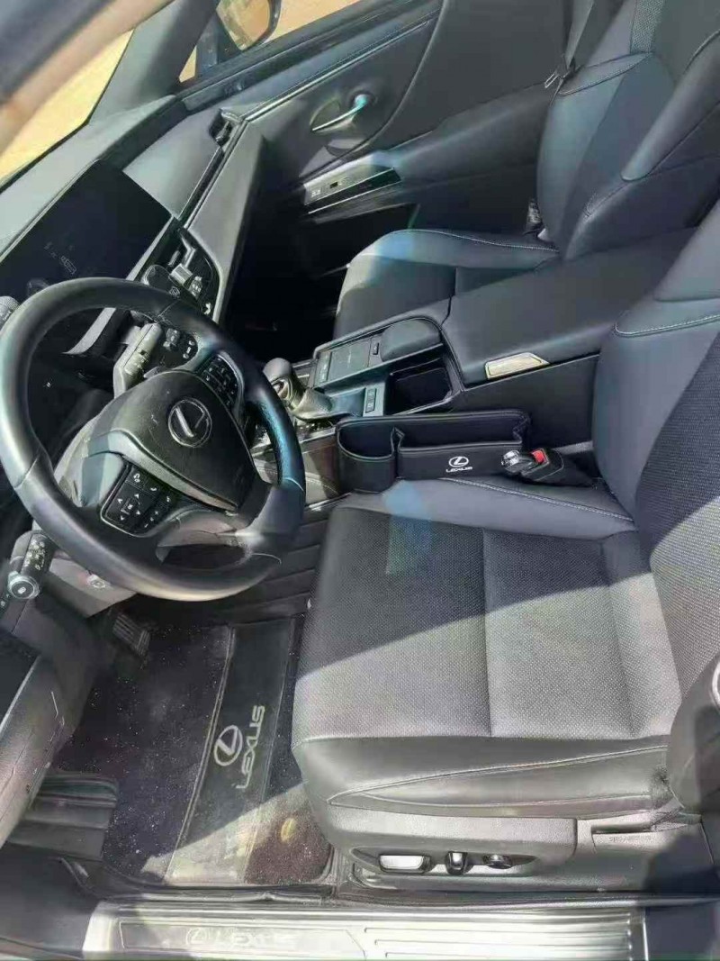 北海22年雷克萨斯ES3