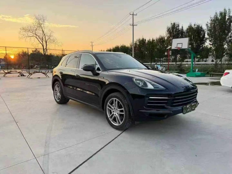 徐州19年保时捷卡宴2