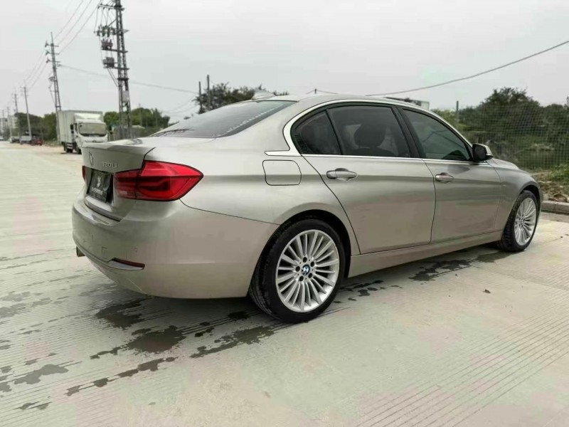 汕头19年宝马3系8