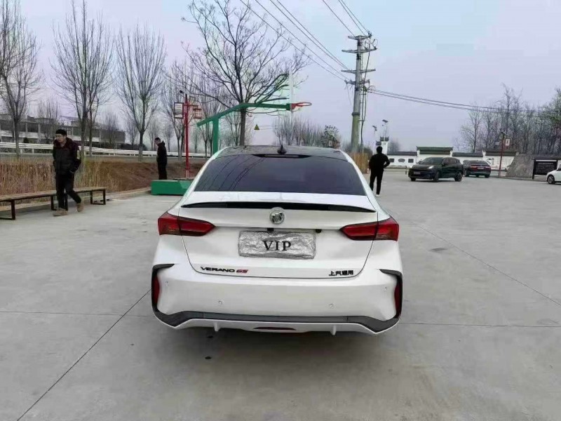 徐州23年别克威朗9