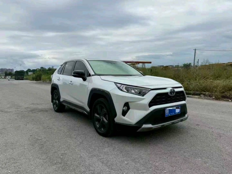 梧州23年丰田RAV4荣放2
