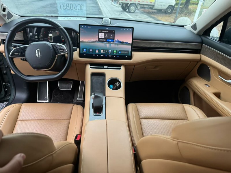 台州23年华为智选问界5