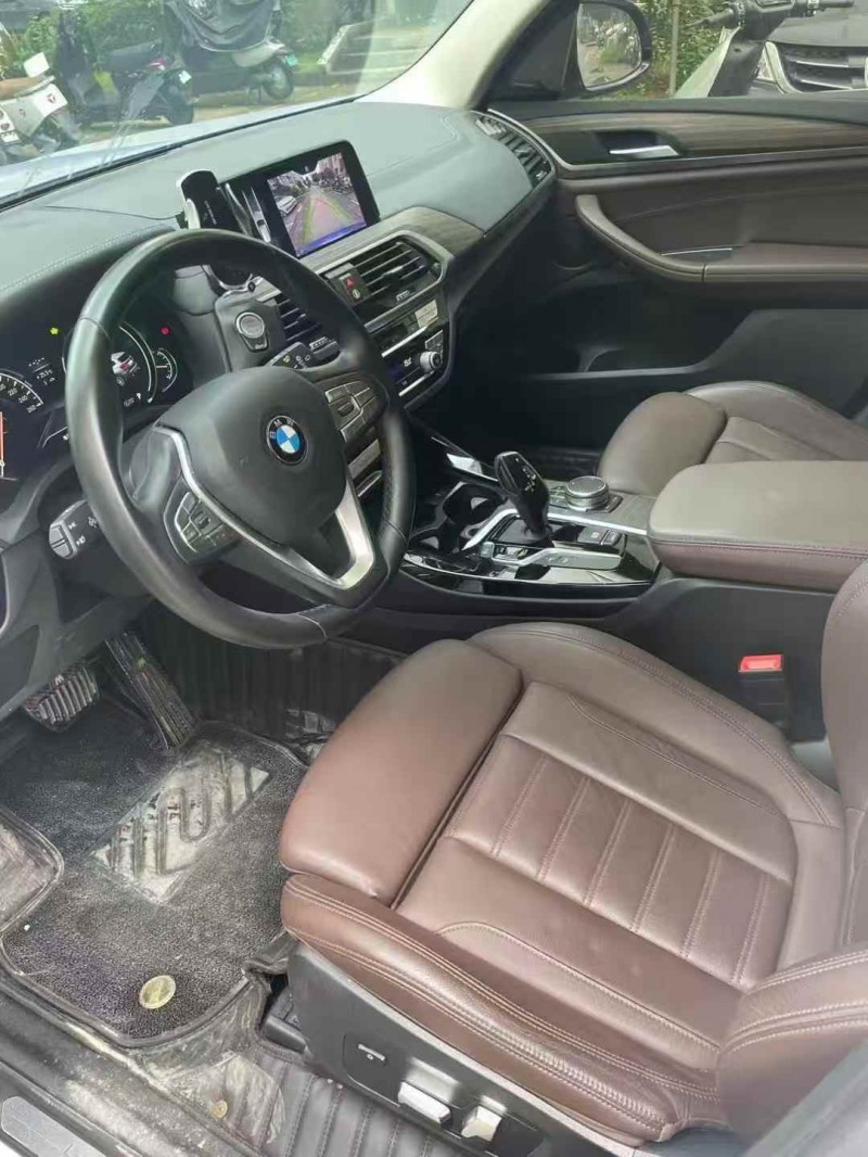 苏州19年宝马X35