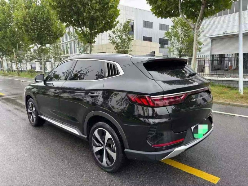 苏州23年比亚迪宋8