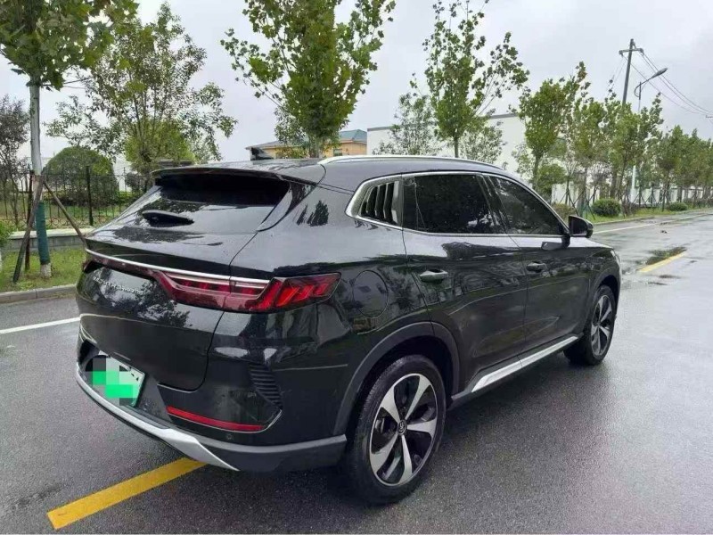 苏州23年比亚迪宋9