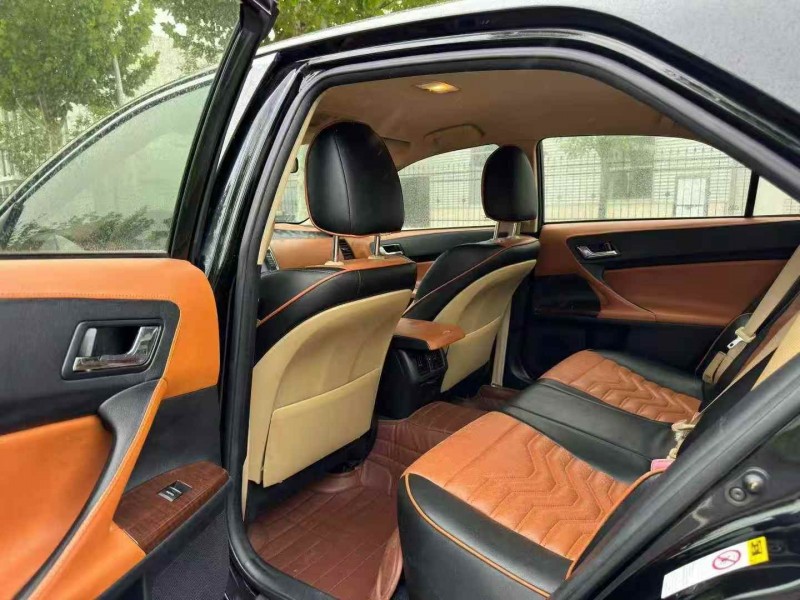 常州14年丰田锐志7