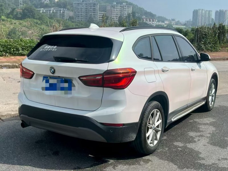 三明16年宝马X17