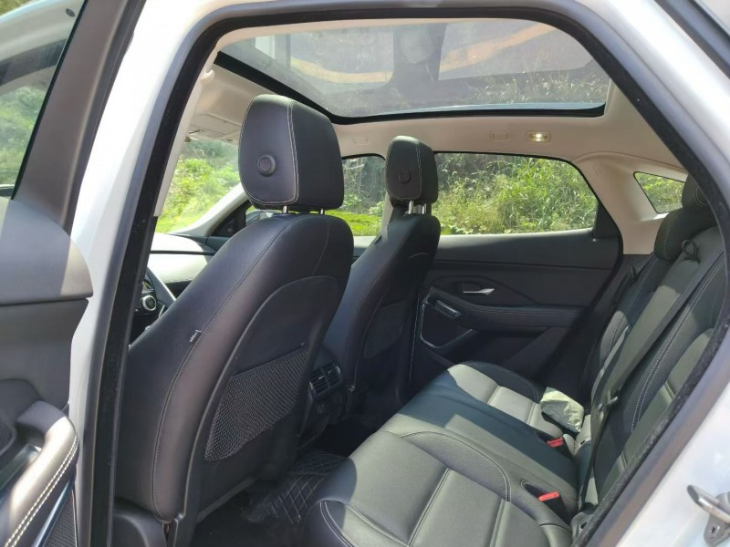 三明23年捷豹E-PACE4