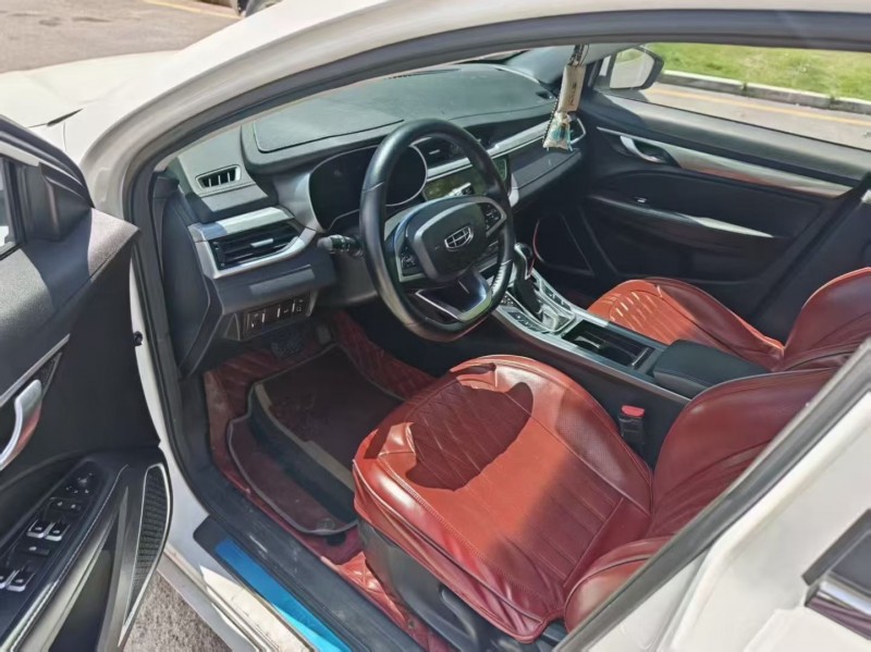 三明20年吉利帝豪4