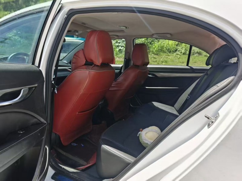 三明20年吉利帝豪5