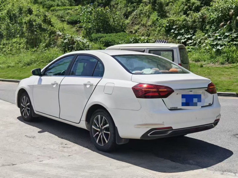 三明20年吉利帝豪7