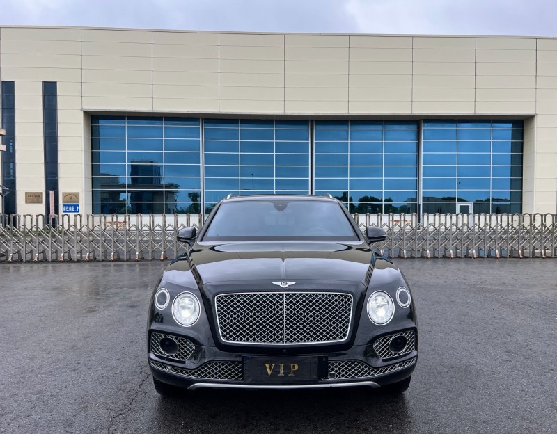 盐城19年宾利添越1