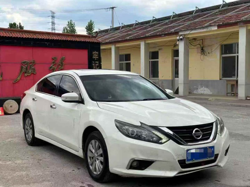 淄博17年日产天籁2