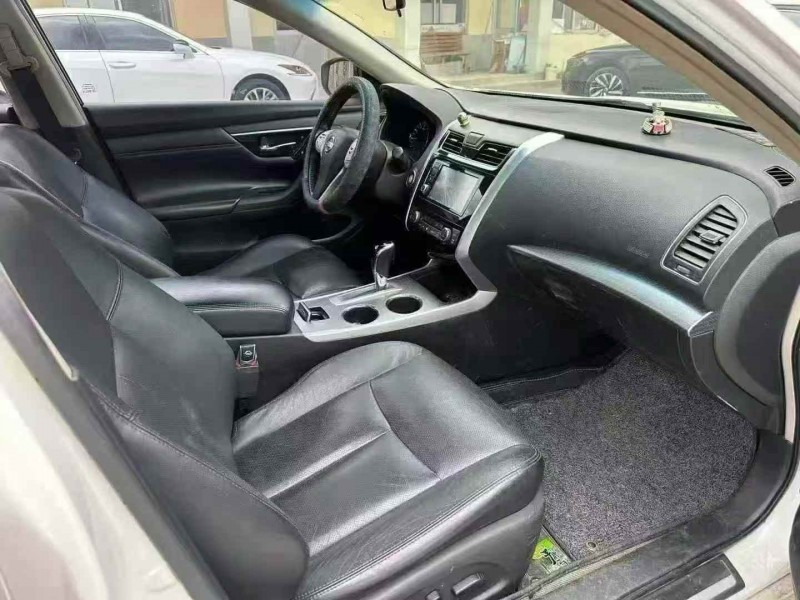 淄博17年日产天籁4