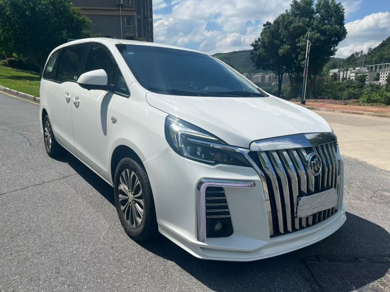 三明21年别克GL82