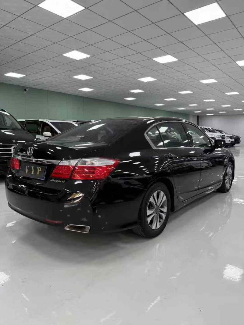 廊坊14年本田雅阁5