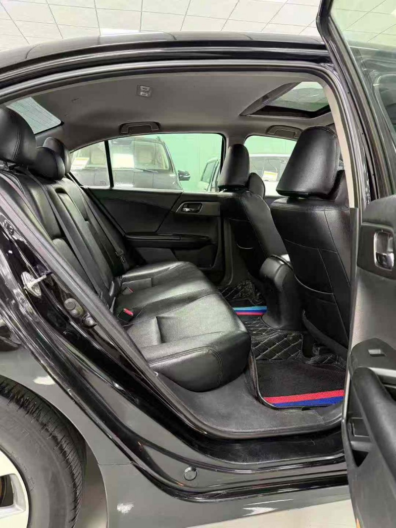 廊坊14年本田雅阁8