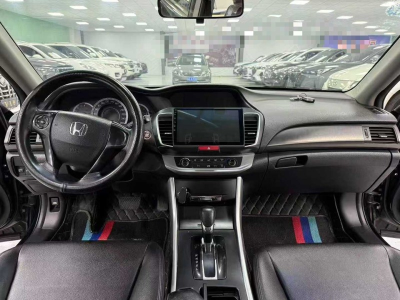 廊坊14年本田雅阁9