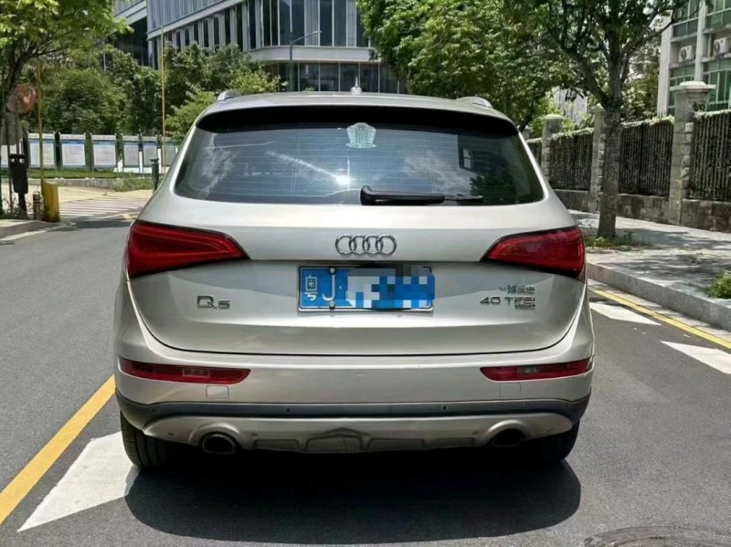 深圳13年奥迪Q57